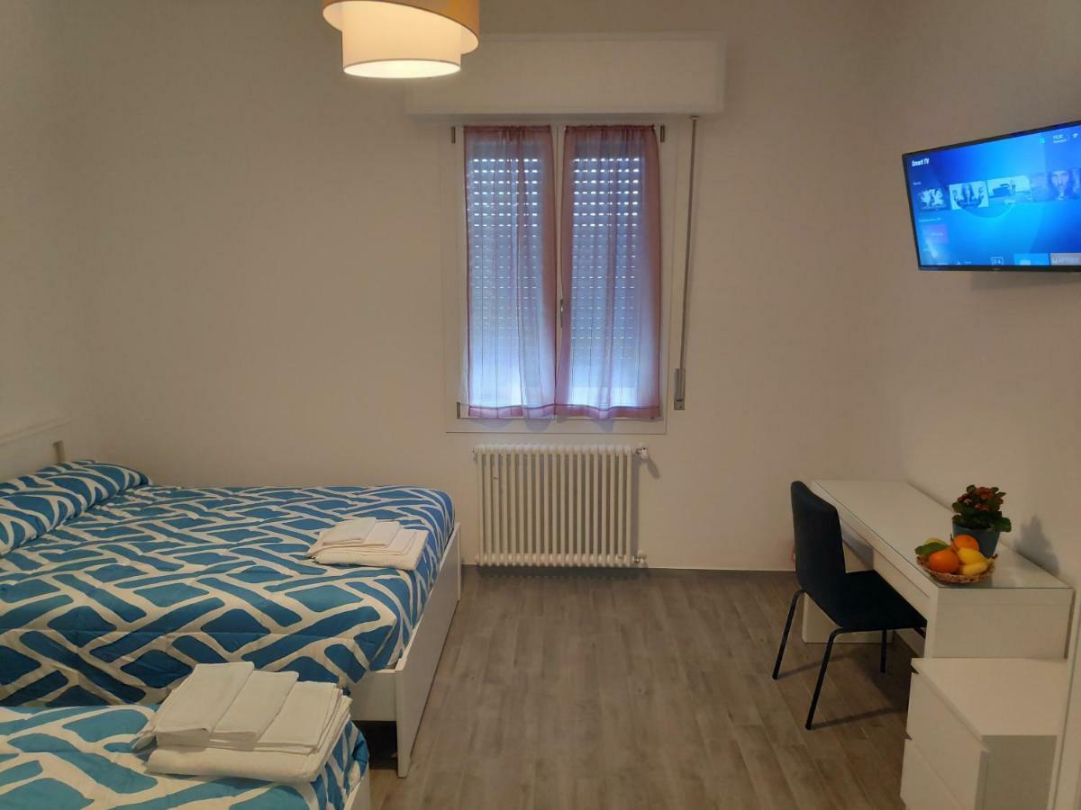Casadei Guest House Stazione Bologna Exterior foto