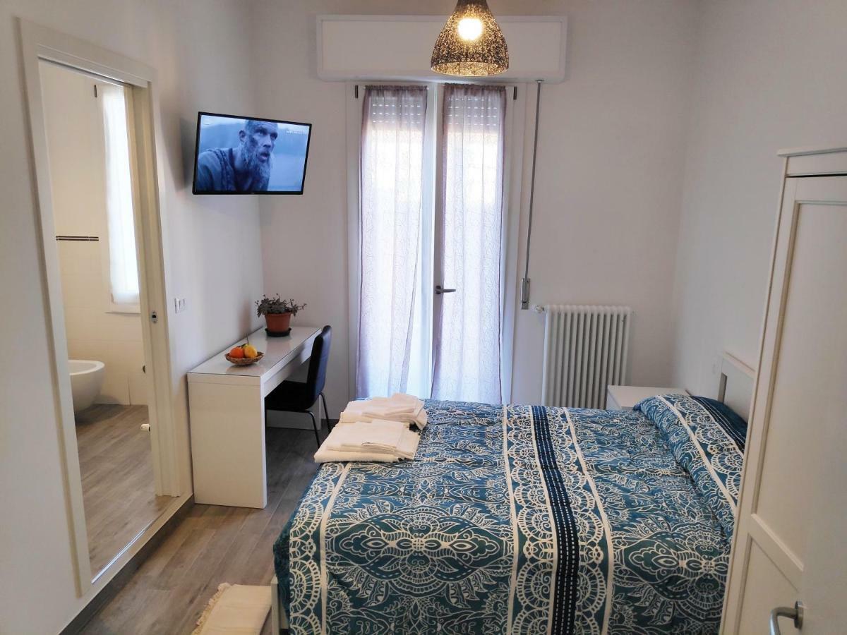 Casadei Guest House Stazione Bologna Exterior foto